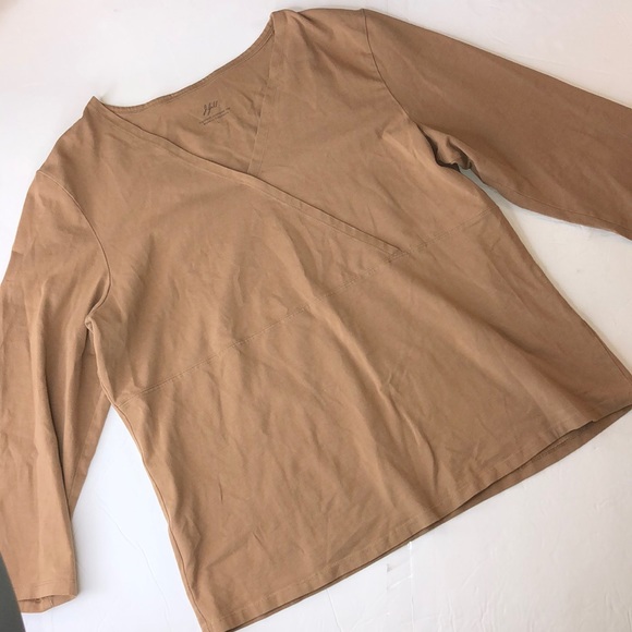 J. Jill Tops - Woman’s J.Jill blouse longsleeve Sz. L Color brown